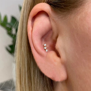 925 Sterling Silver Heart Zircon Stud Earrings – Push-Back Design